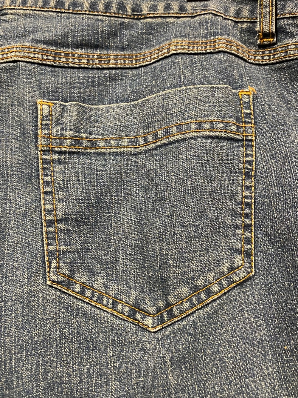 STYLE & CO. CLASSIC BLUE JEAN with BEAUTIFUL BEADED APPLIQUÉ - Picture 8 of 16